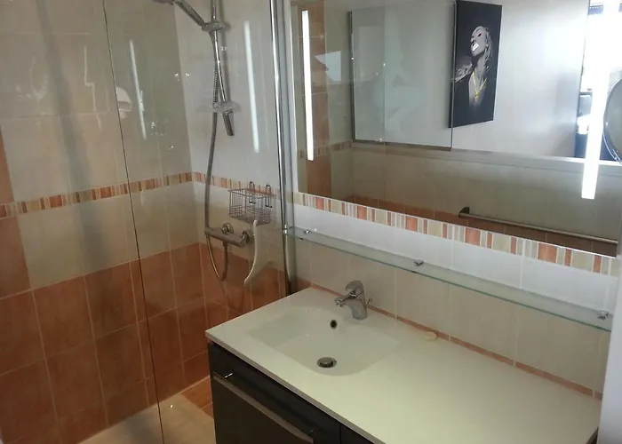 350 4 Pers Heliopolis Vue Apartment *